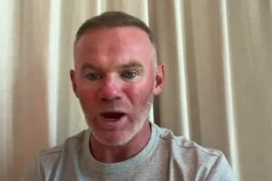 Rooney nổi giận với MU khi huyền thoại không thể chịu nổi