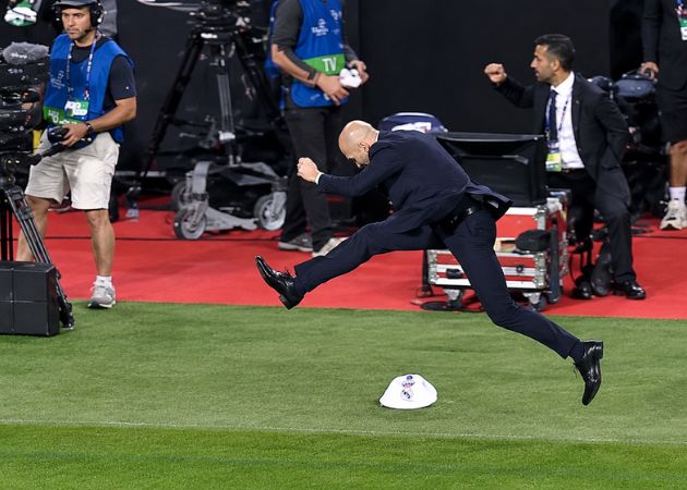 Zidane phấn khích sau màn ngược dòng khó tin của ĐT Pháp