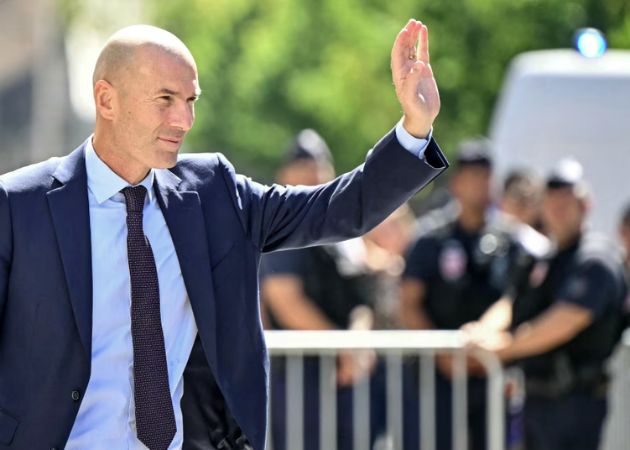 Read more about the article Zidane vỡ òa, Pháp tạo cú ngược dòng khiến Bỉ sụp đổ tại Stade de France