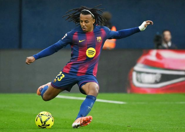 Arsenal và Chelsea cùng nhắm đến Jules Kounde