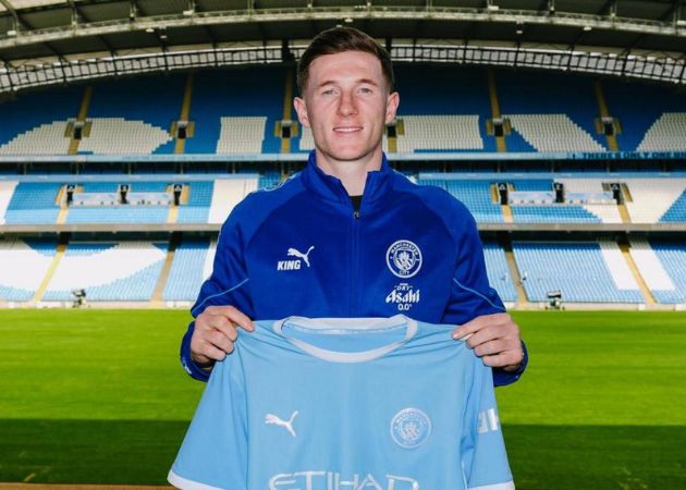 Elliot Anderson khẳng định Man City đoàn kết hơn bao giờ hết