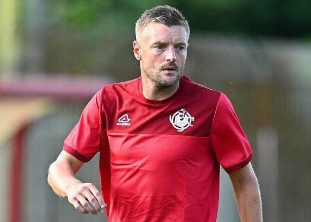 Read more about the article Jamie Vardy khiến bóng đá ngả mũ
