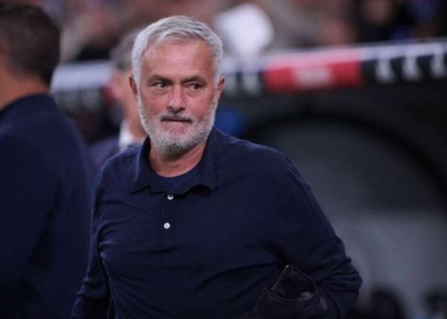 Jose Mourinho chưa nghĩ tới Barca dù Real Madrid thắng lớn