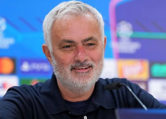 Bài toán cho Mourinho trước El Clasico