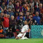 Mbappe gieo sầu cho Barcelona